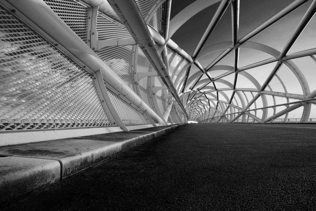 zwart wit fotografie brug architectuur perspectief